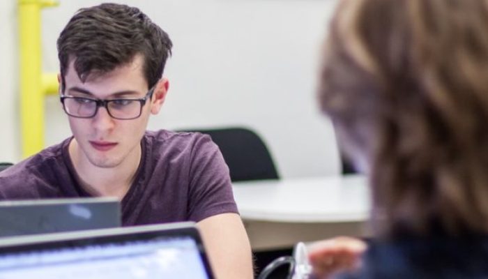 hackathon_uvodni-1024×356 ostravský hackathon pro středoškoláky
